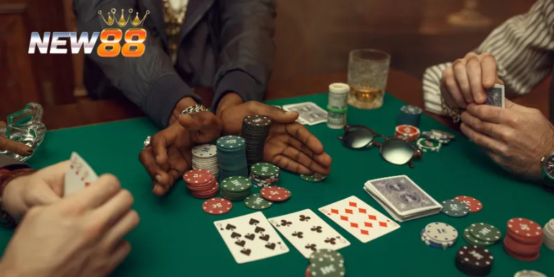 Luật chơi xì tố tuỳ theo từng vòng cược